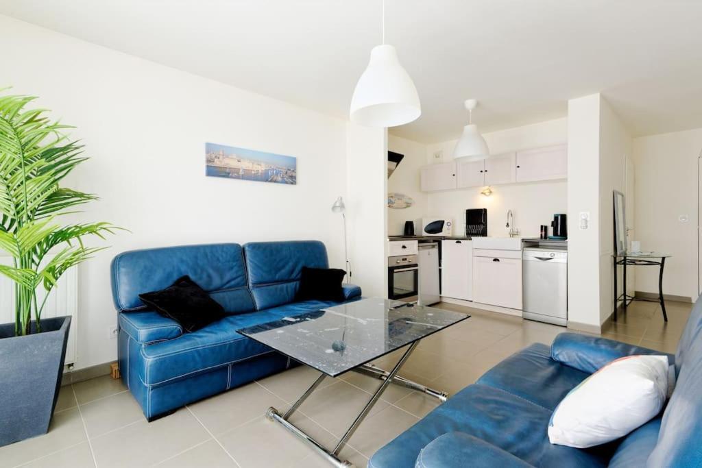 Super T2 Climatise Avec Balcon A Pied Plage Catalan Marseille Luaran gambar